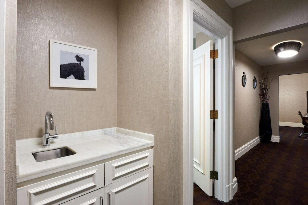 Фото The Bellevue Hotel, in The Unbound Collection by Hyatt