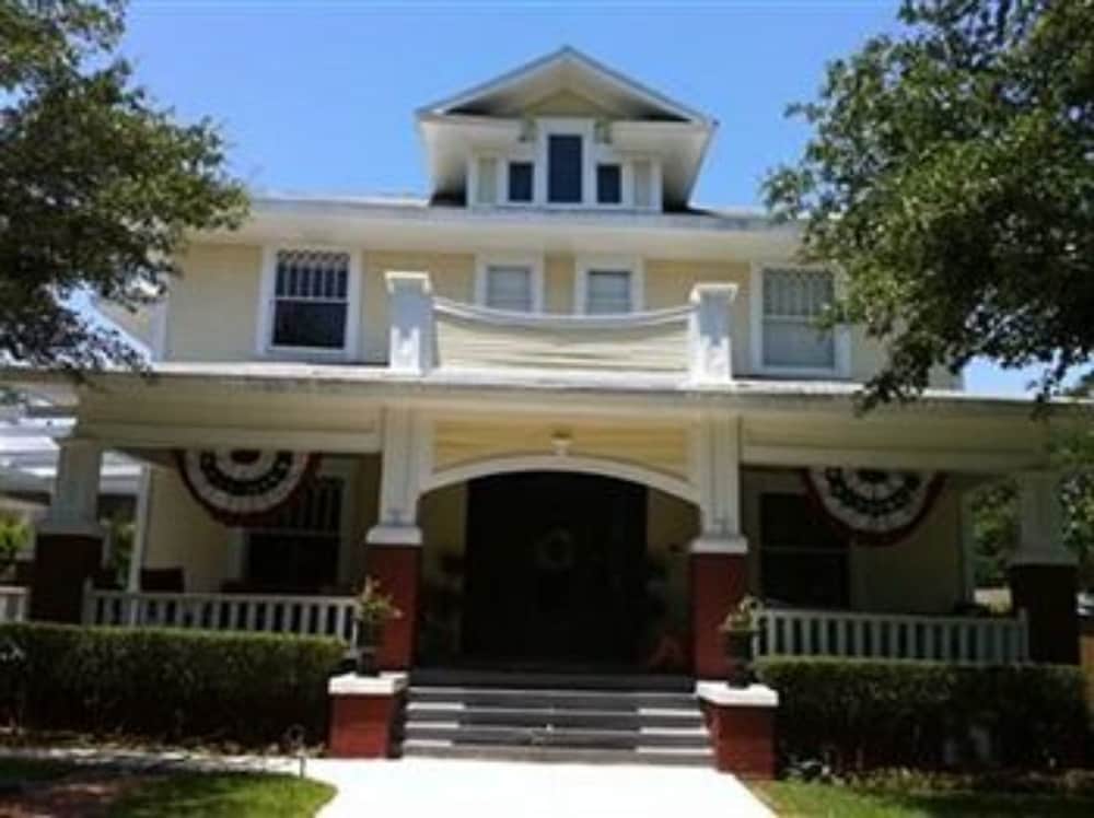 Фото Rosen House Inn