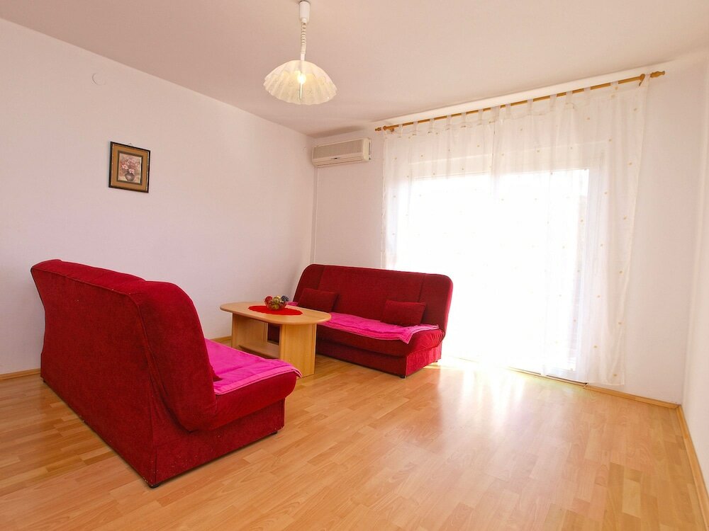 Фото Apartments Silvia 143