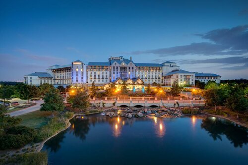 Гостиница Gaylord Texan Resort & Convention Center в Грейпвайне