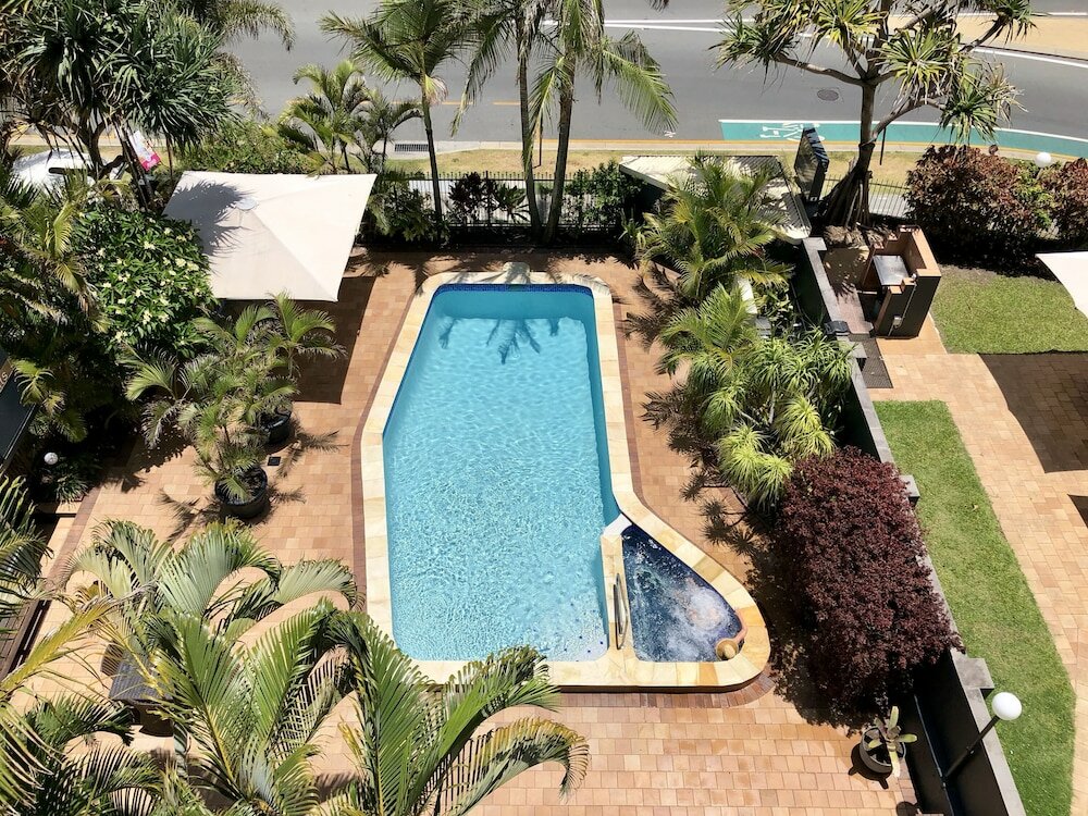 Фото Hi Ho Beach Apartments