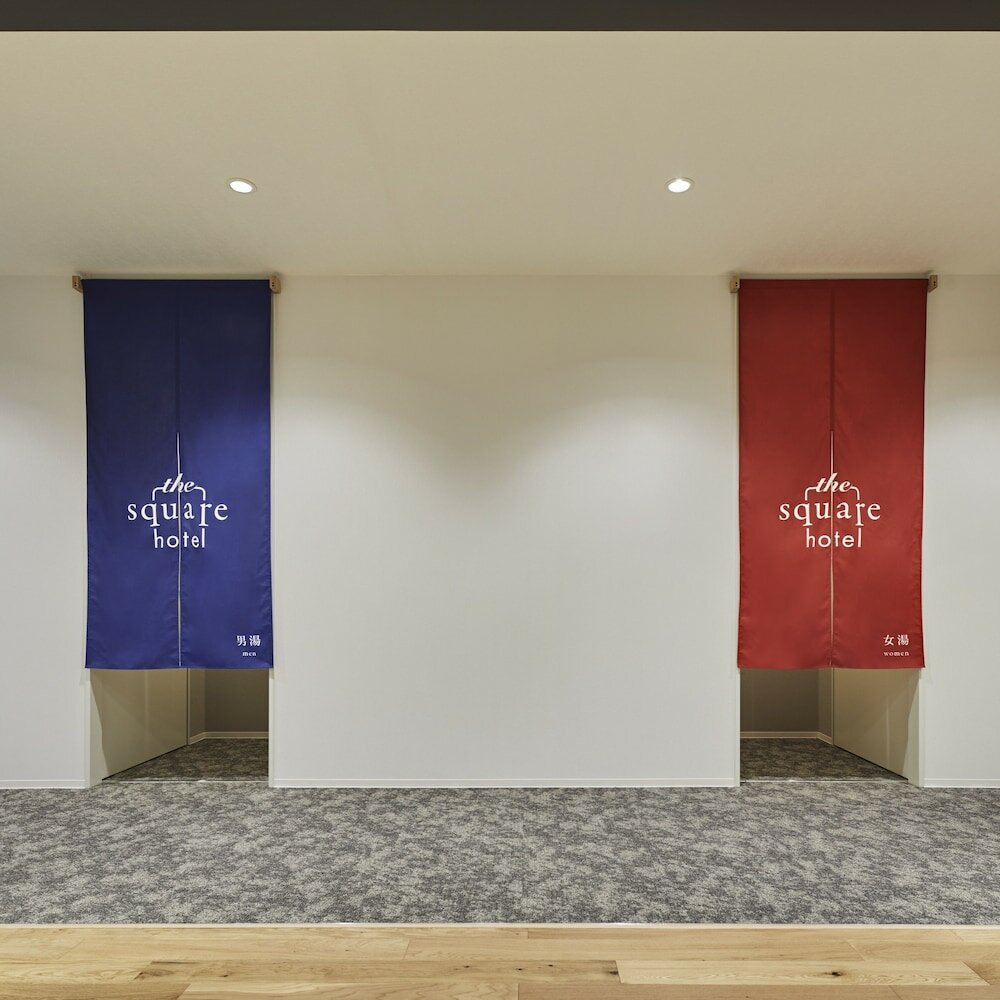 Фото The square hotel