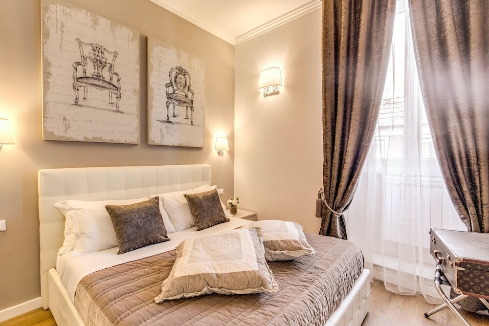 Фото The Bridge Suites