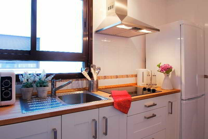 Фото Apartments Duque de Hornachuelos