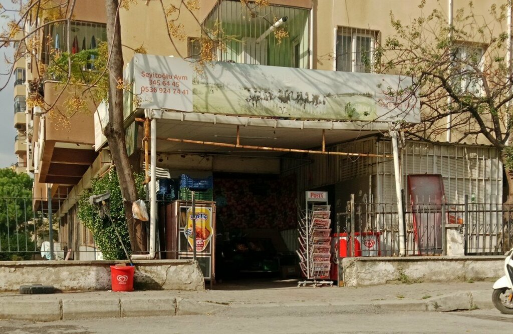 Grocery Seyitoglu Market, Izmir, photo