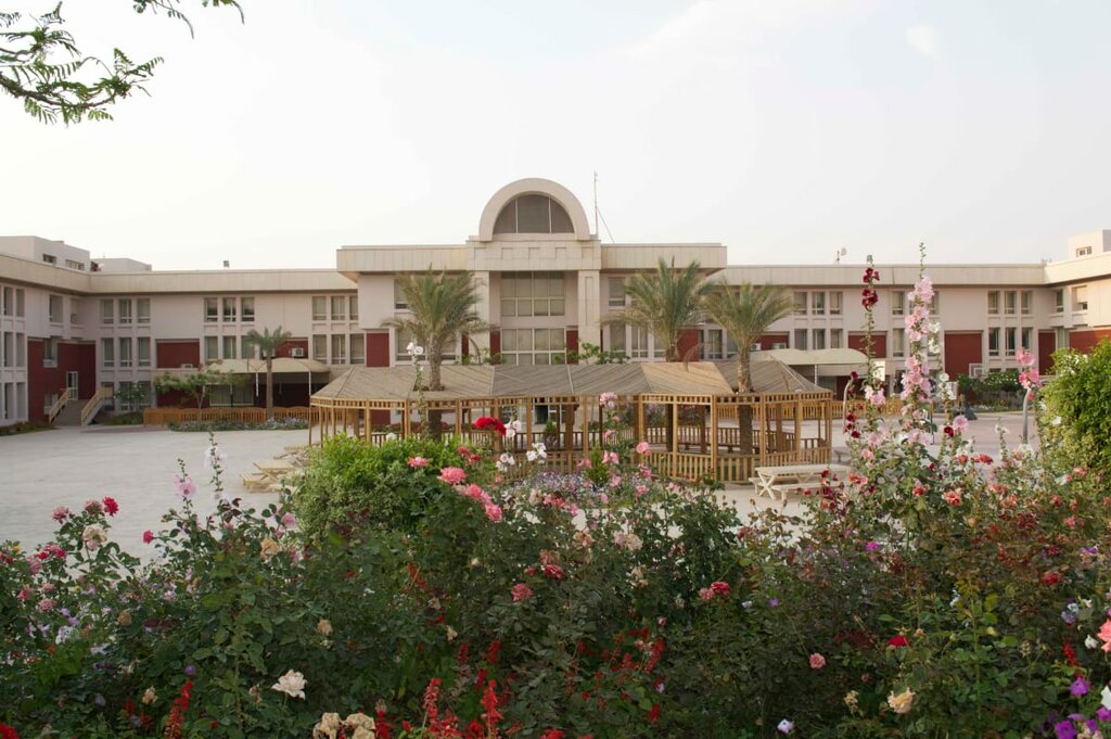 School Esol, Dubai, photo