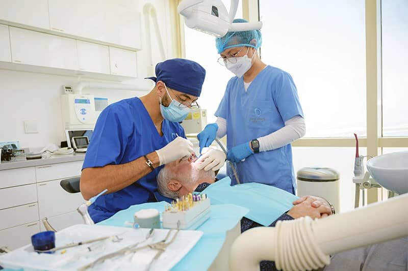 Dental Experts Center, dental clinic, Abu Dhabi, Al Bateen Street, Das