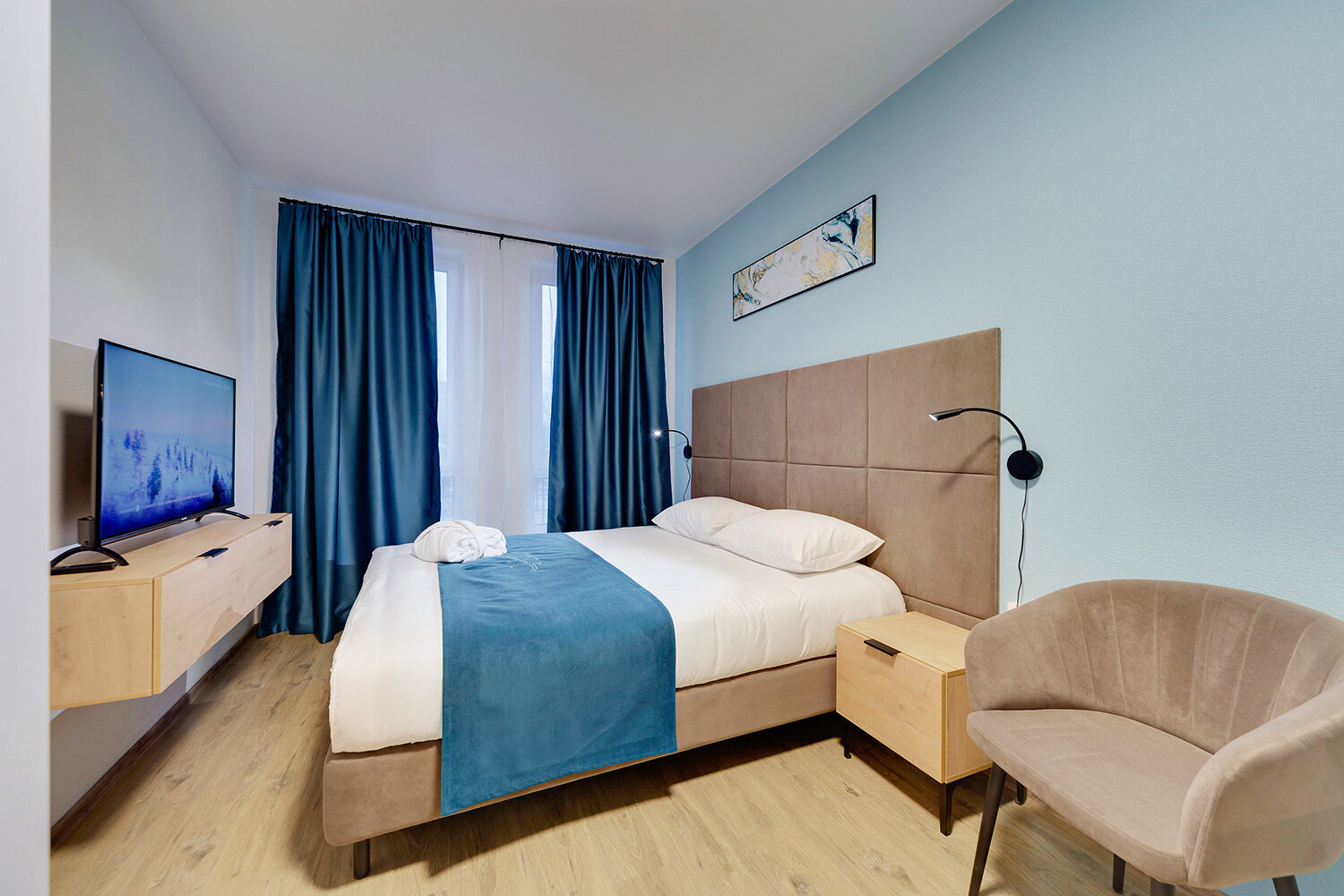 Фото Начало