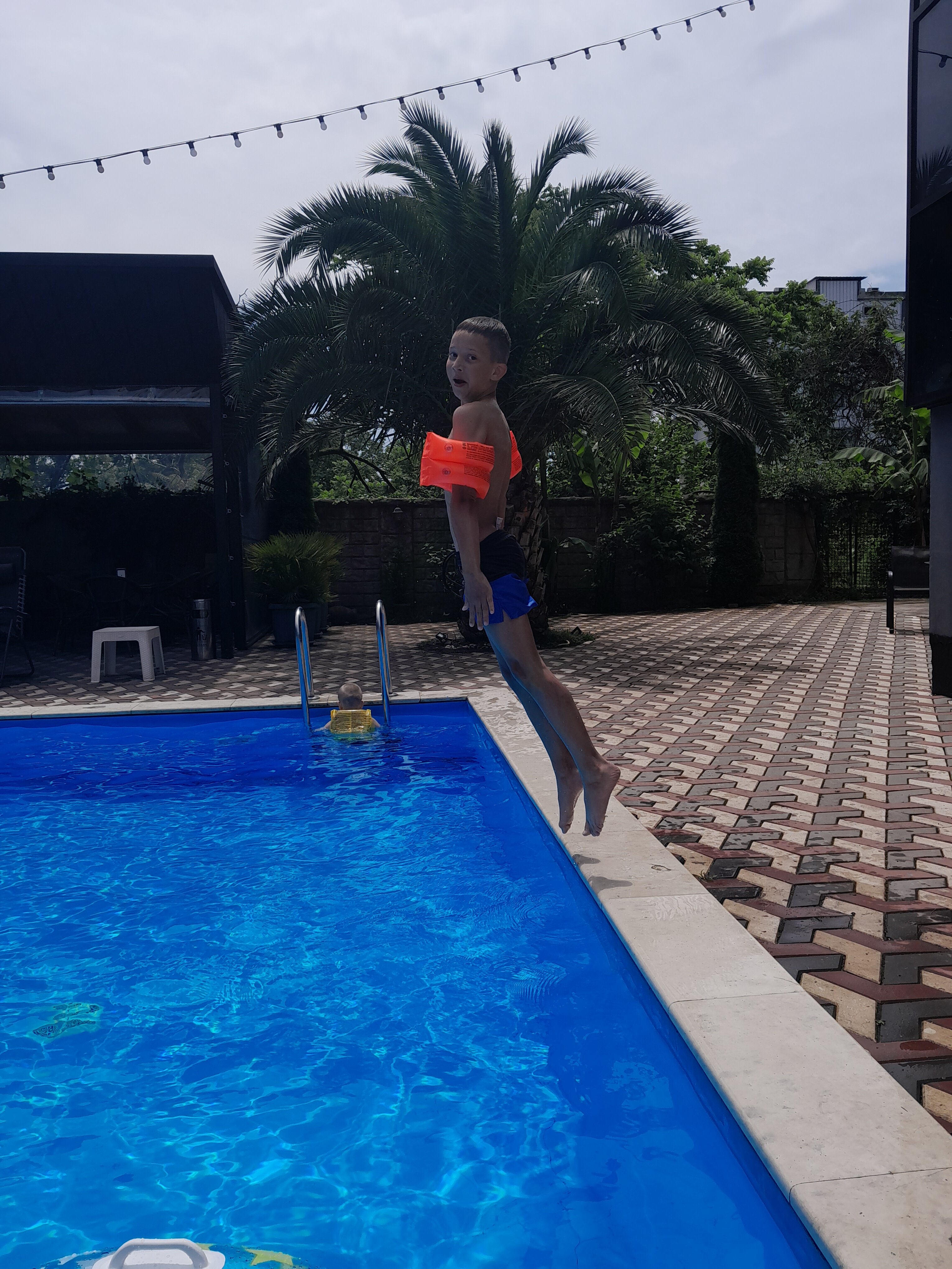 Фото 209409535709