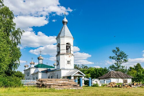 Orthodox church Tserkov Troitsy Zhivonachalnoy V Ralnikakh, Kirov Oblast, photo