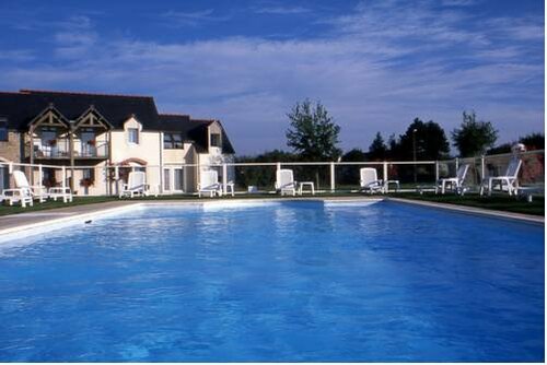 Гостиница Apparthôtel Mont Saint Michel - Résidence Fleurdumont в Авранше