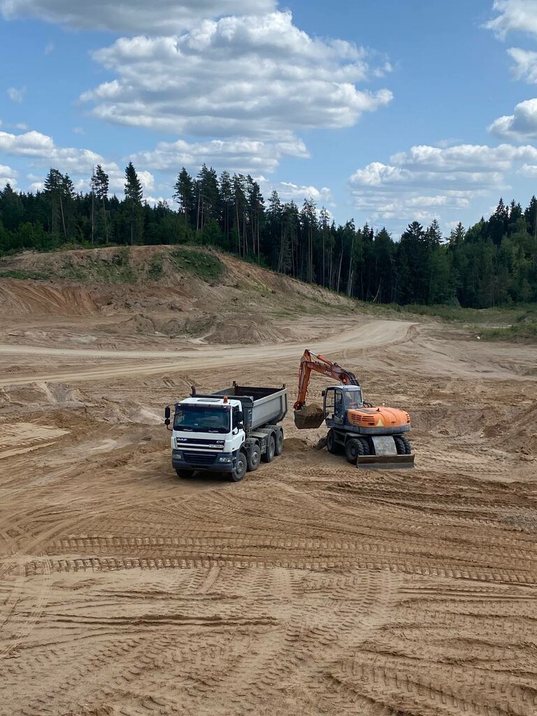 Rental of construction and special equipment Rakov Pesok Srectehnika, Minsk District, photo