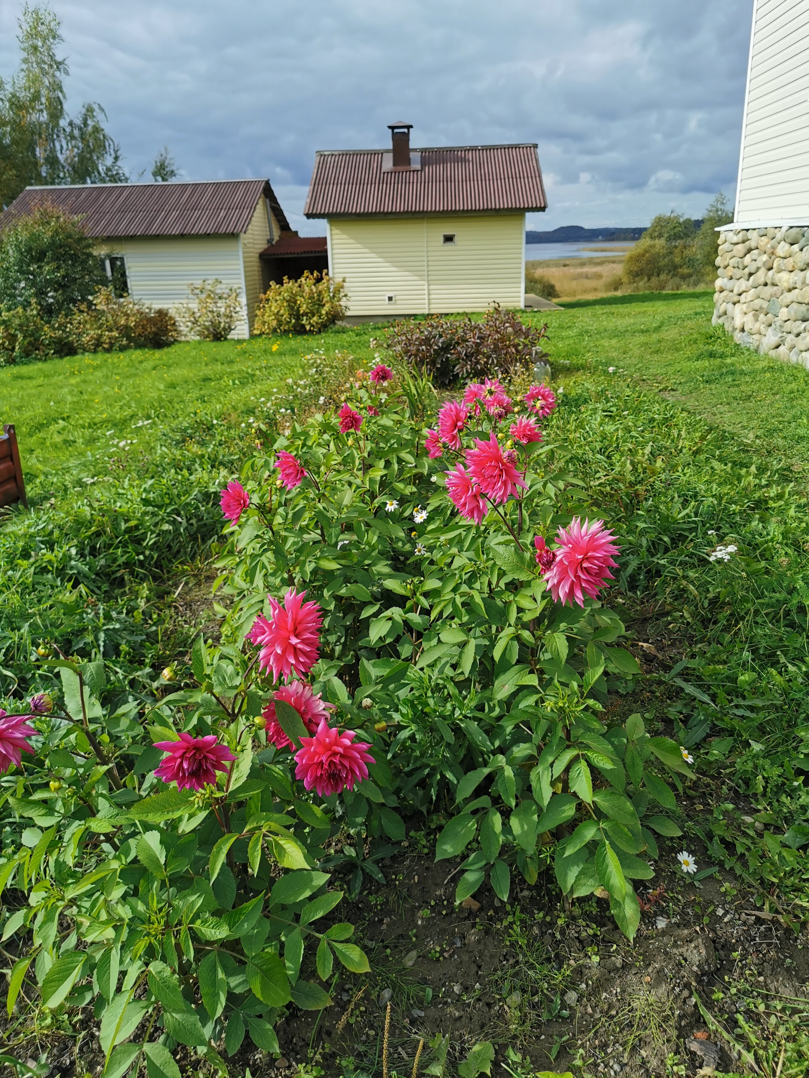 Фото Дом у озера Хюмпелянъярви
