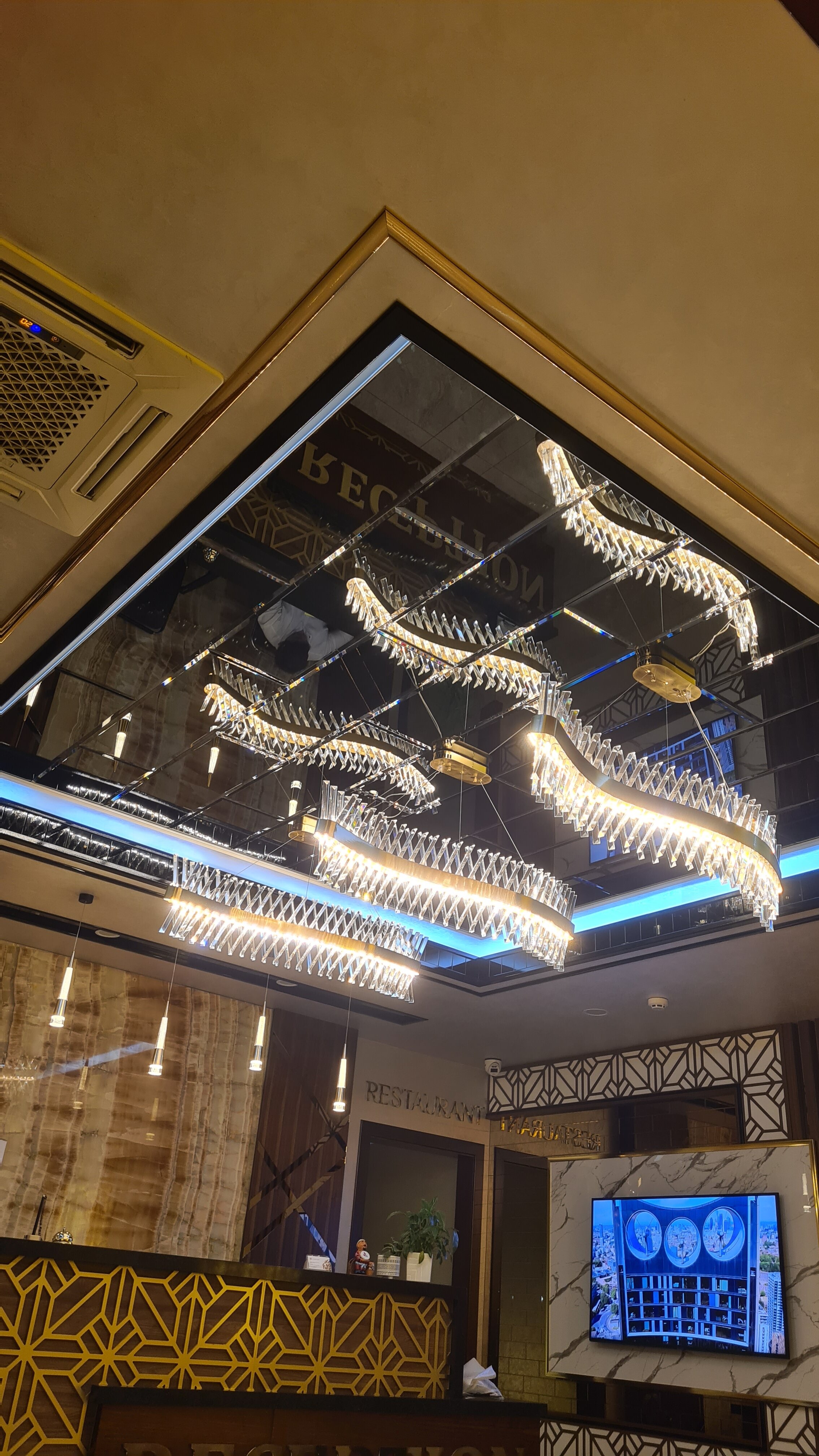 Фото Art Deluxe Hotel by Art Hotels Group