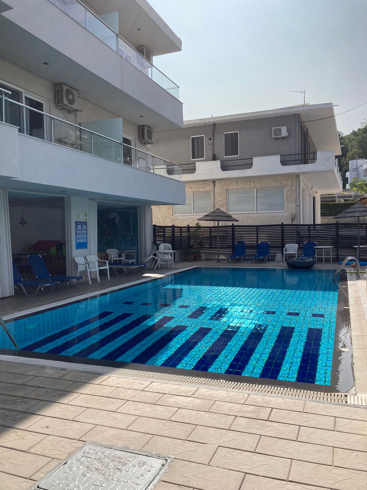 Фото Caravel Apartment Hotel