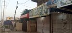 Enabea's Vine Enterprise (Gen. Acheampong High Street, 17), alcoholic beverages