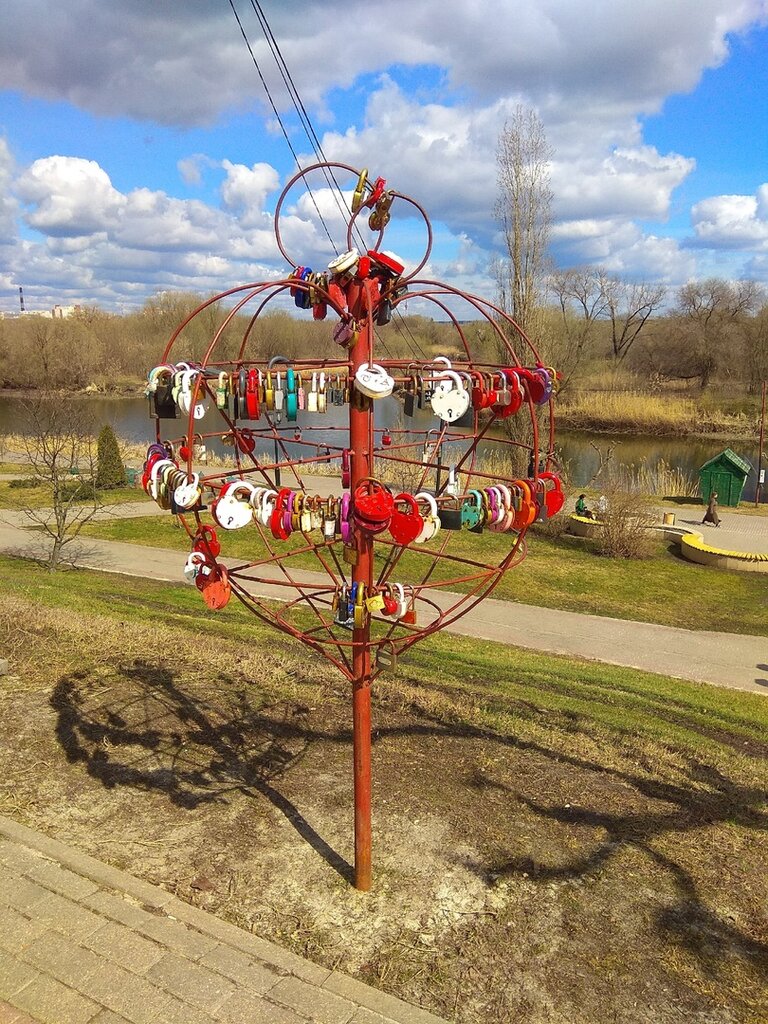 Landmark, attraction Мост влюблённых, Tambov, photo