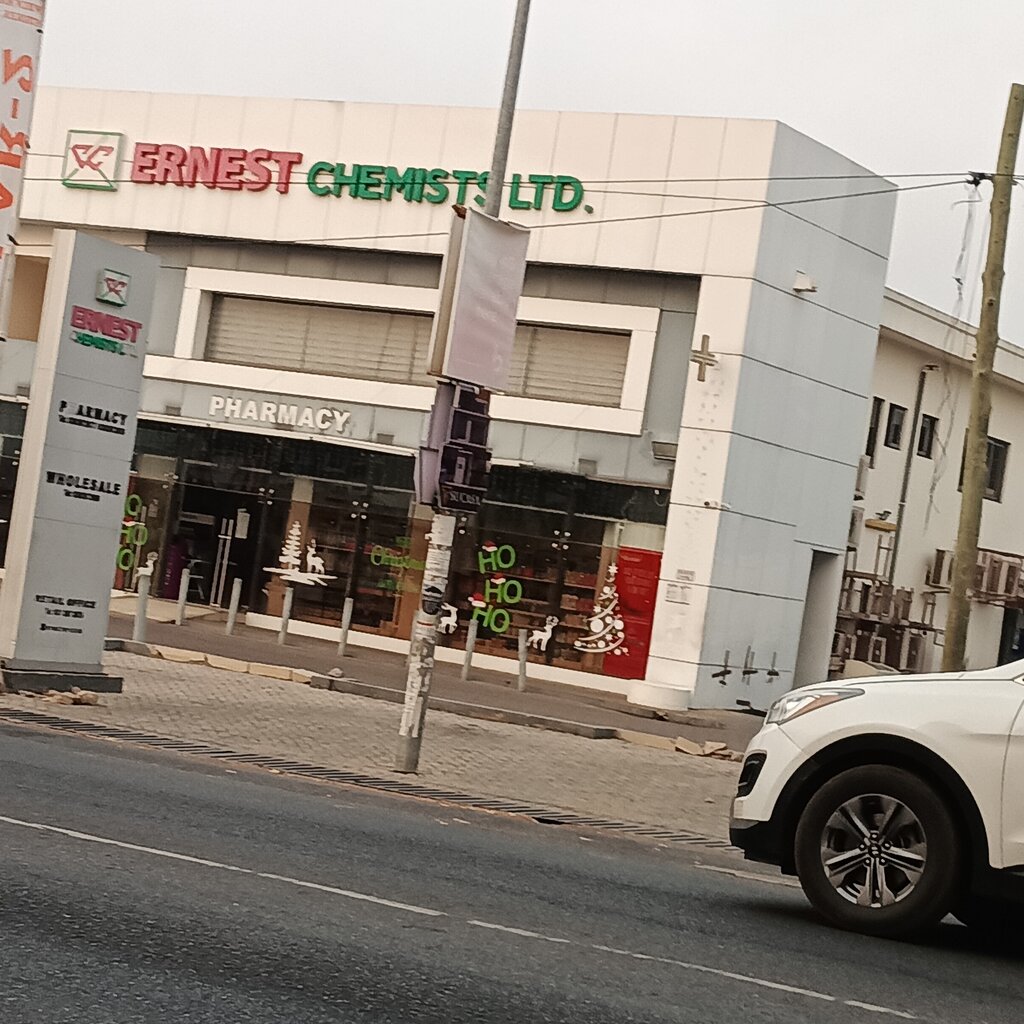Pharmacy Ernest Chemist, Accra, photo