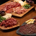 Maxzi the Good Food Shop (655, Sheikh Zayed Road, Dubai), restaurant