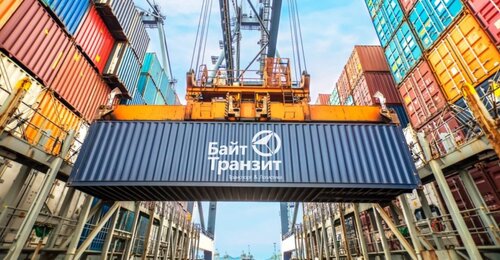 Қара колготкидегі сексуалды аяқтар