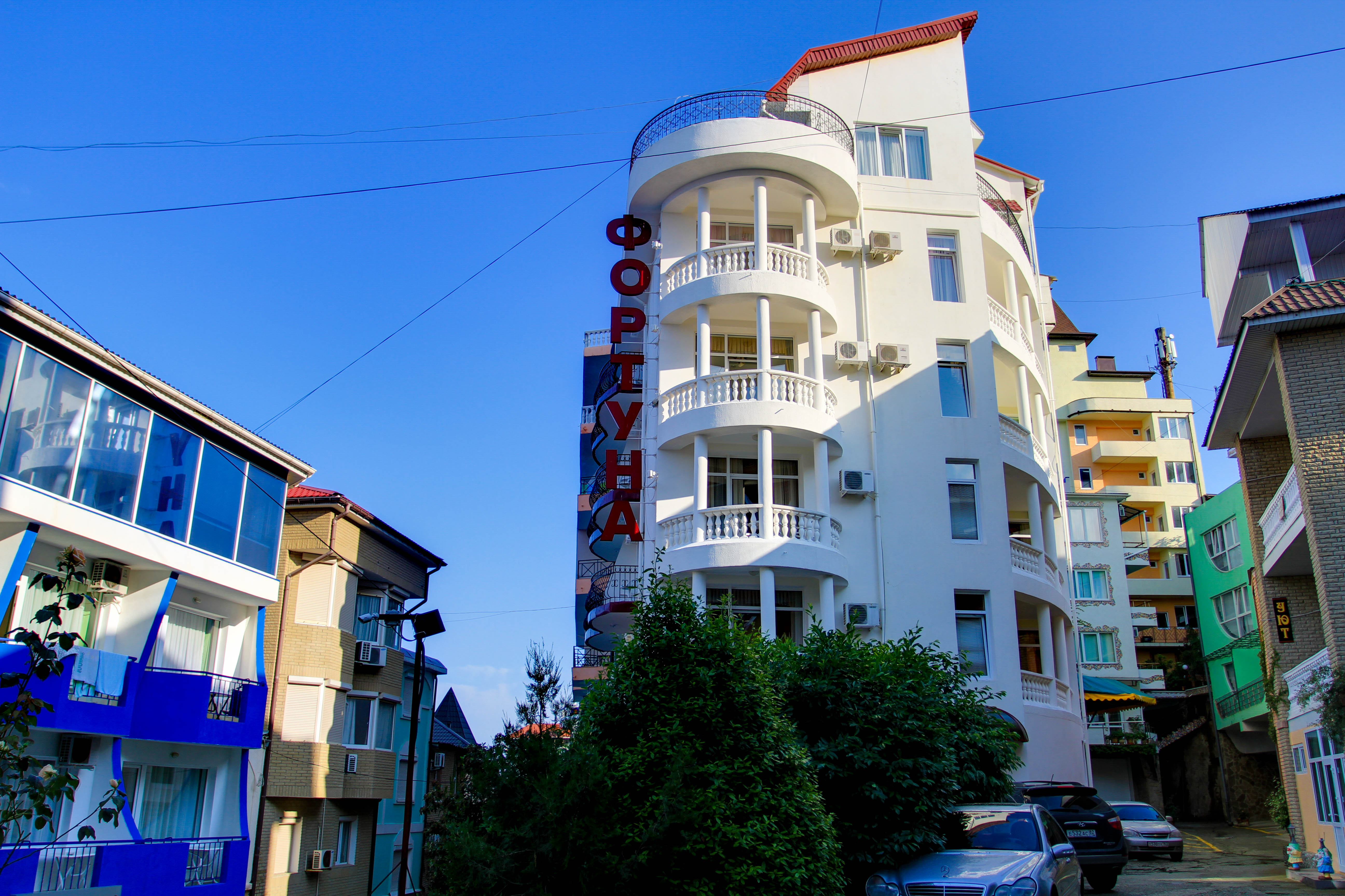 Фото отеля 1