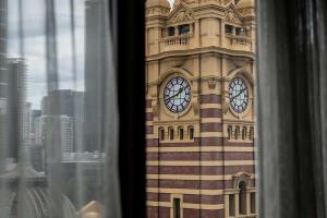 Фото DoubleTree by Hilton Hotel Melbourne - Flinders Street