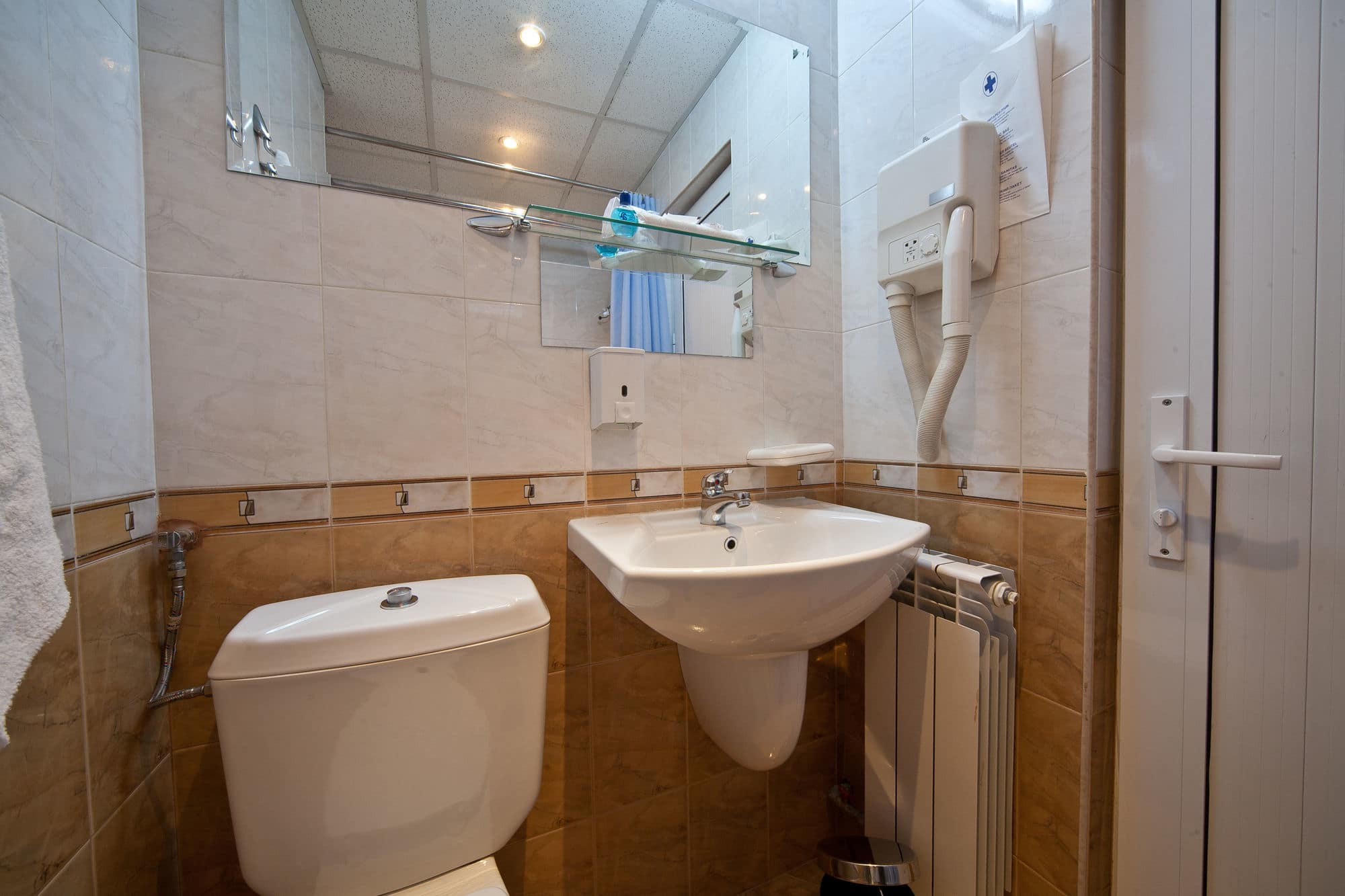 Фото Slavyanska Beseda Hotel