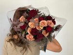 U R Just Flower (45 Street, Al Garhoud, Deira, Dubai), flower shop