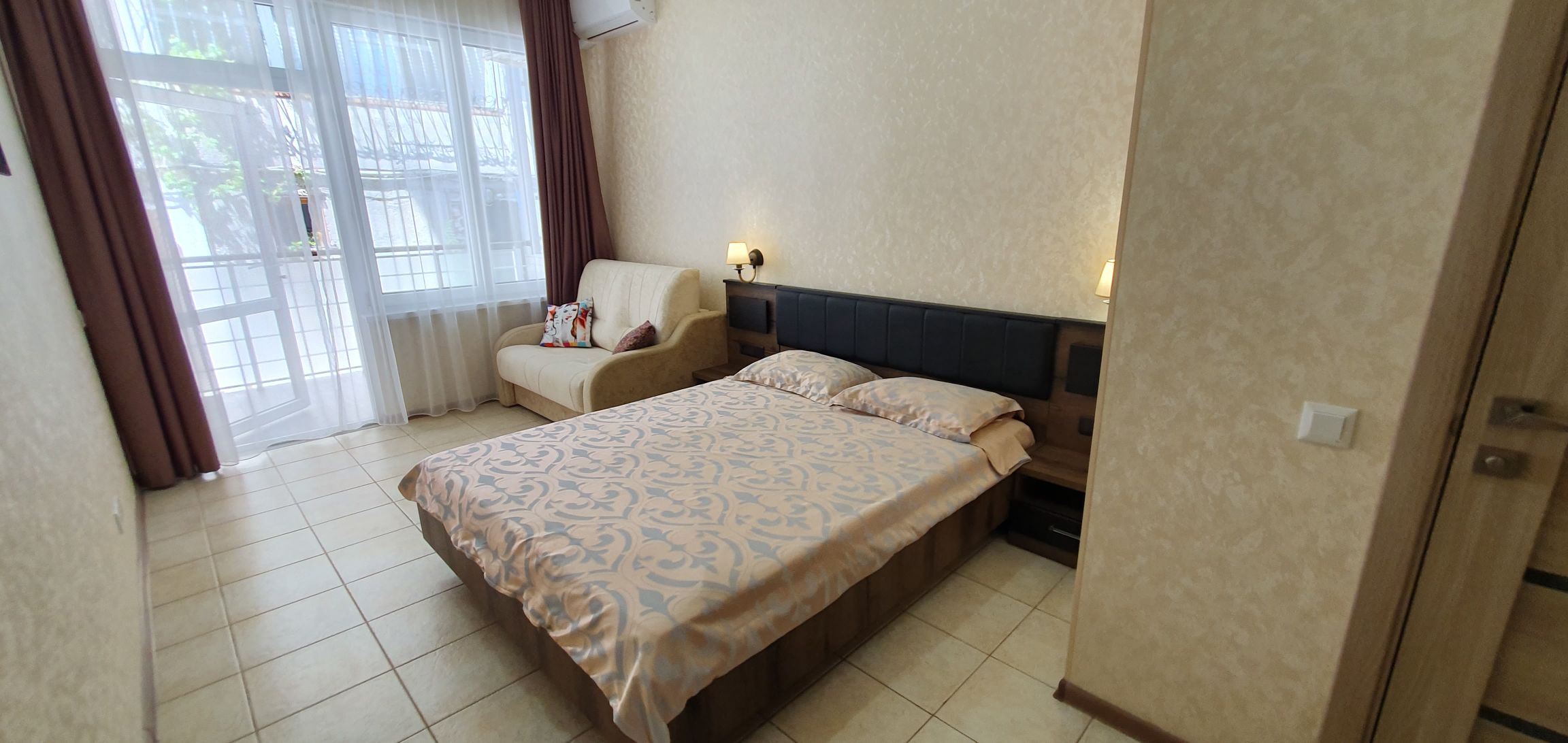 Фото Light House