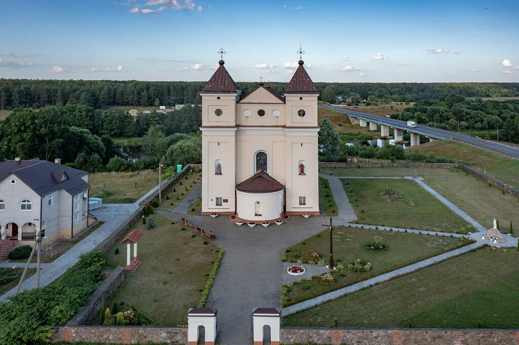 Католический храм Костёл святого Михаила Архангела, Гродненская область, фото
