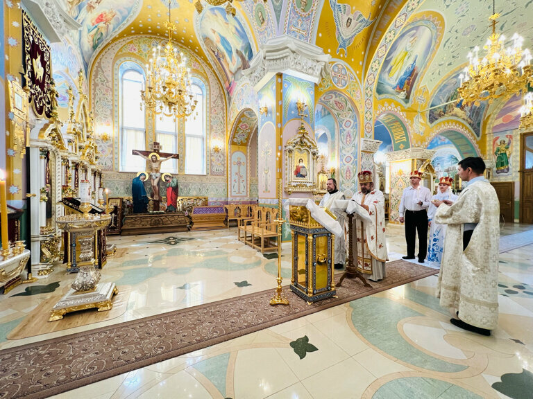 Orthodox church Церковь Серафима Саровского, Yekaterinburg, photo