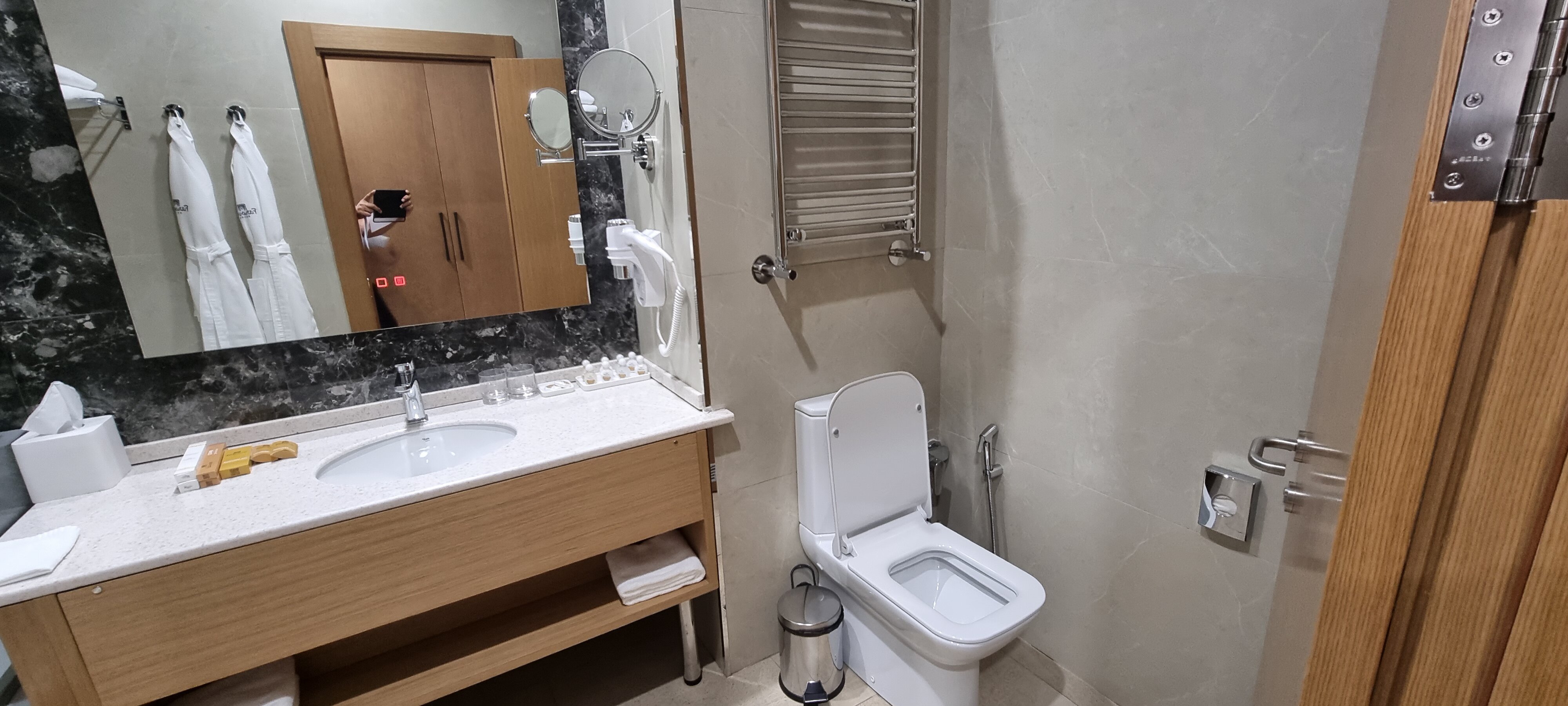 Фото 87737202993