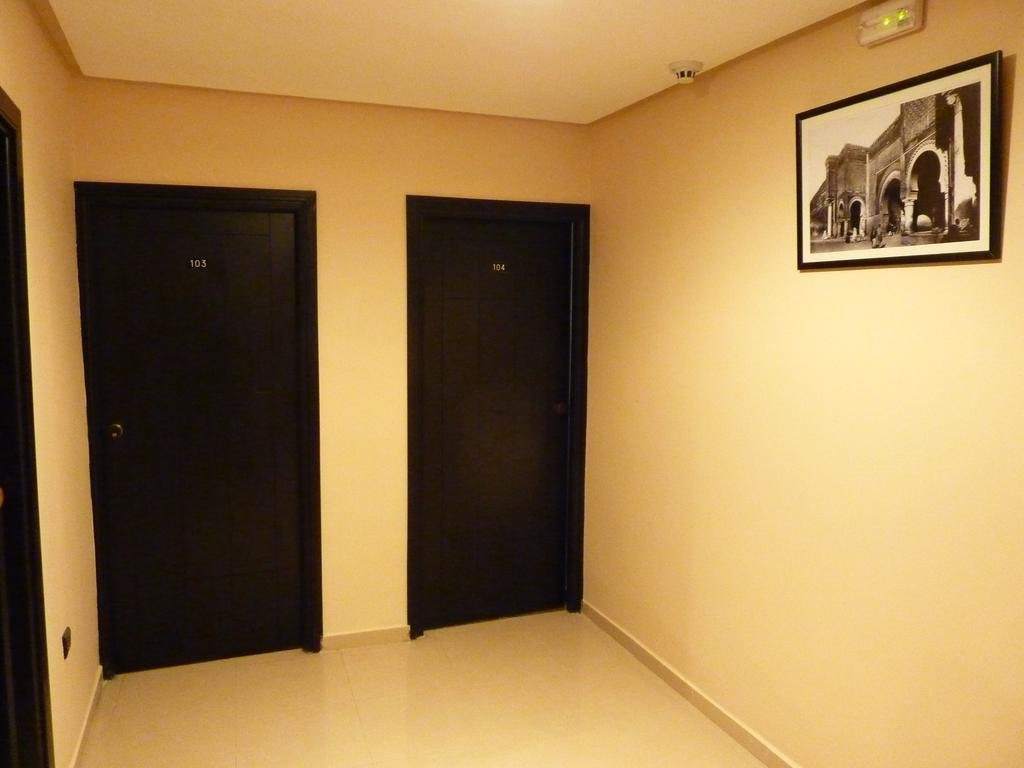 Фото Hotel Swani