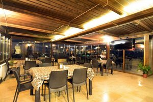 Гостиница Relic House Hotel