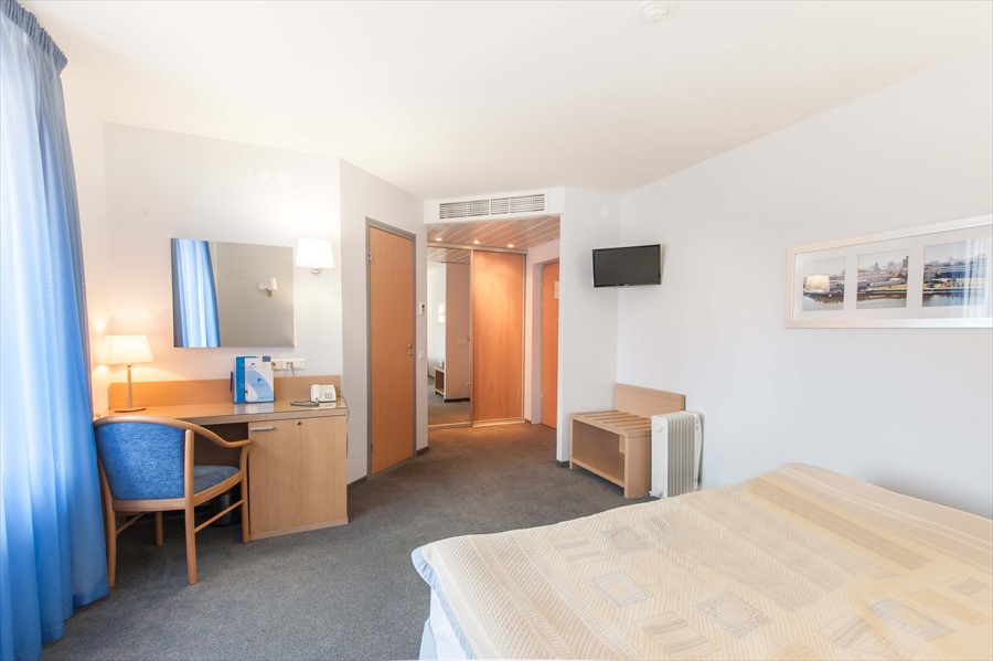 Фото Гранд Авеню by Usta Hotels