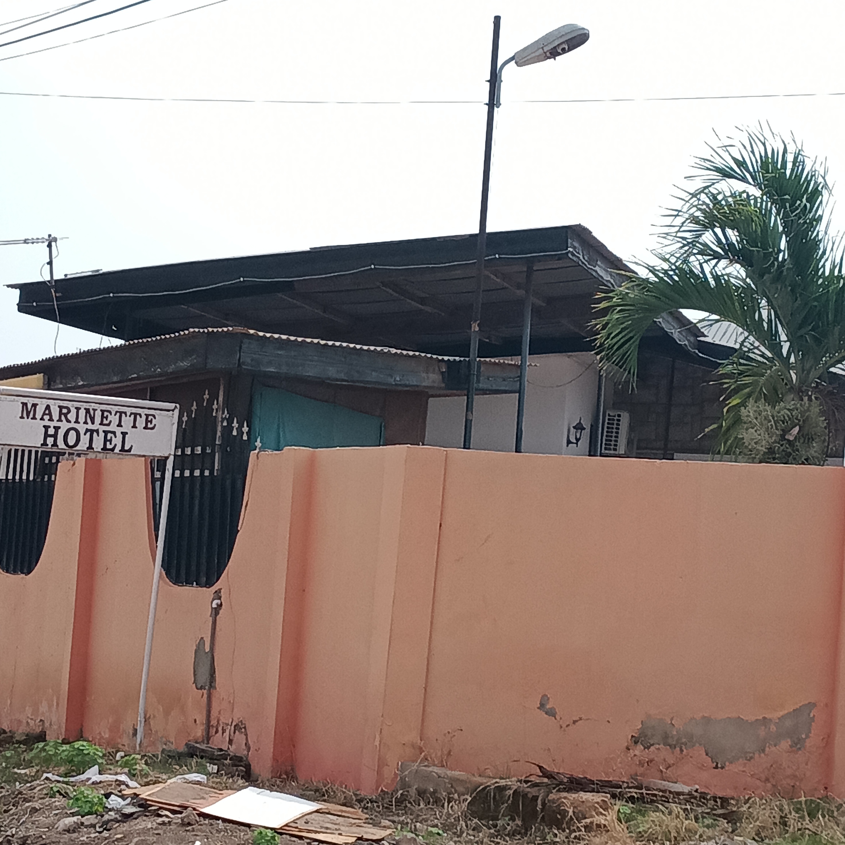 Фото отеля 1