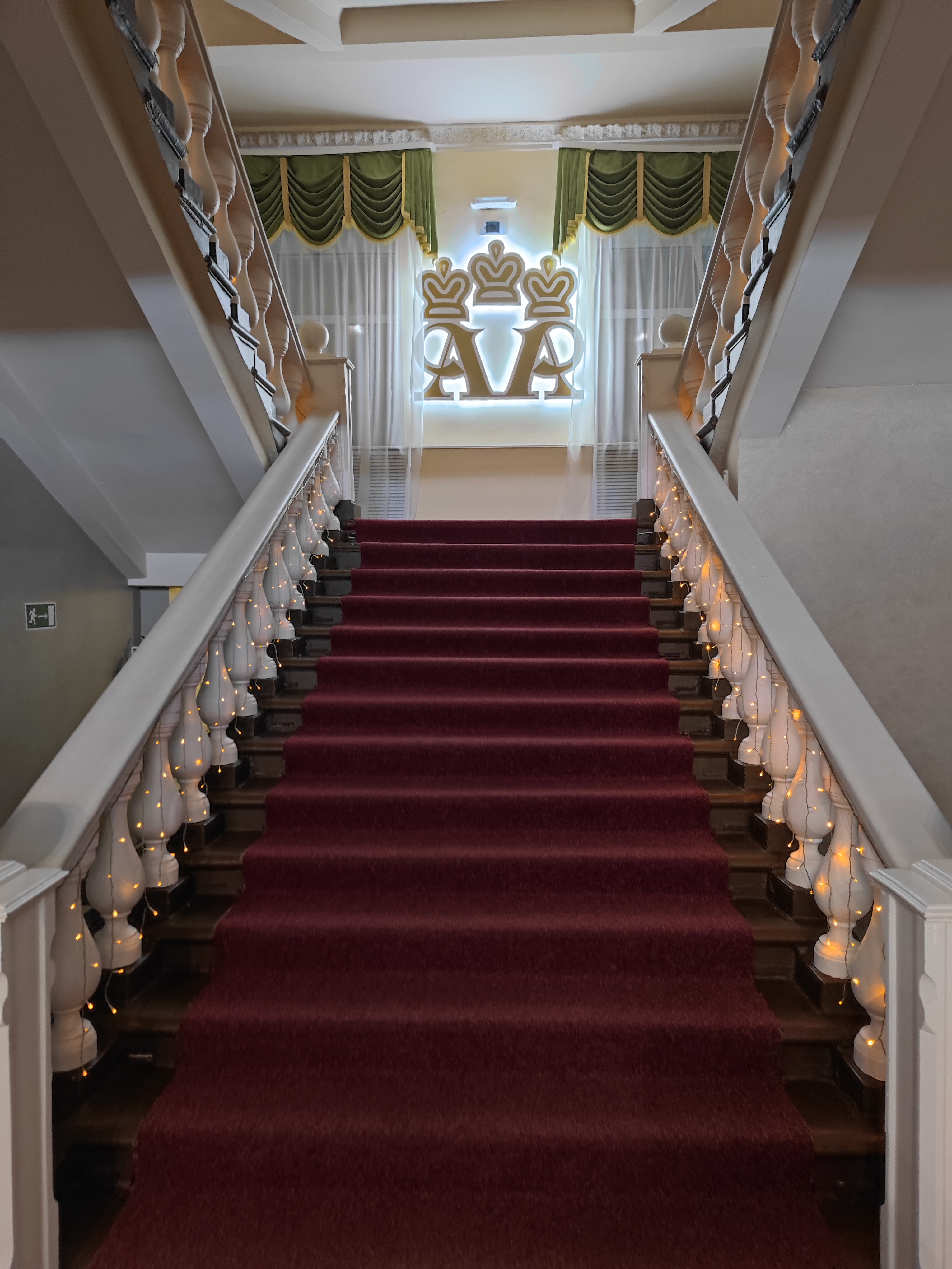 Фото Академия