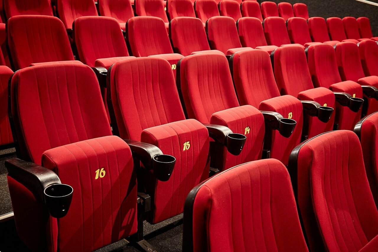 «5 популярных кинотеатров Тольятти с хорошей атмосферой» фото материала