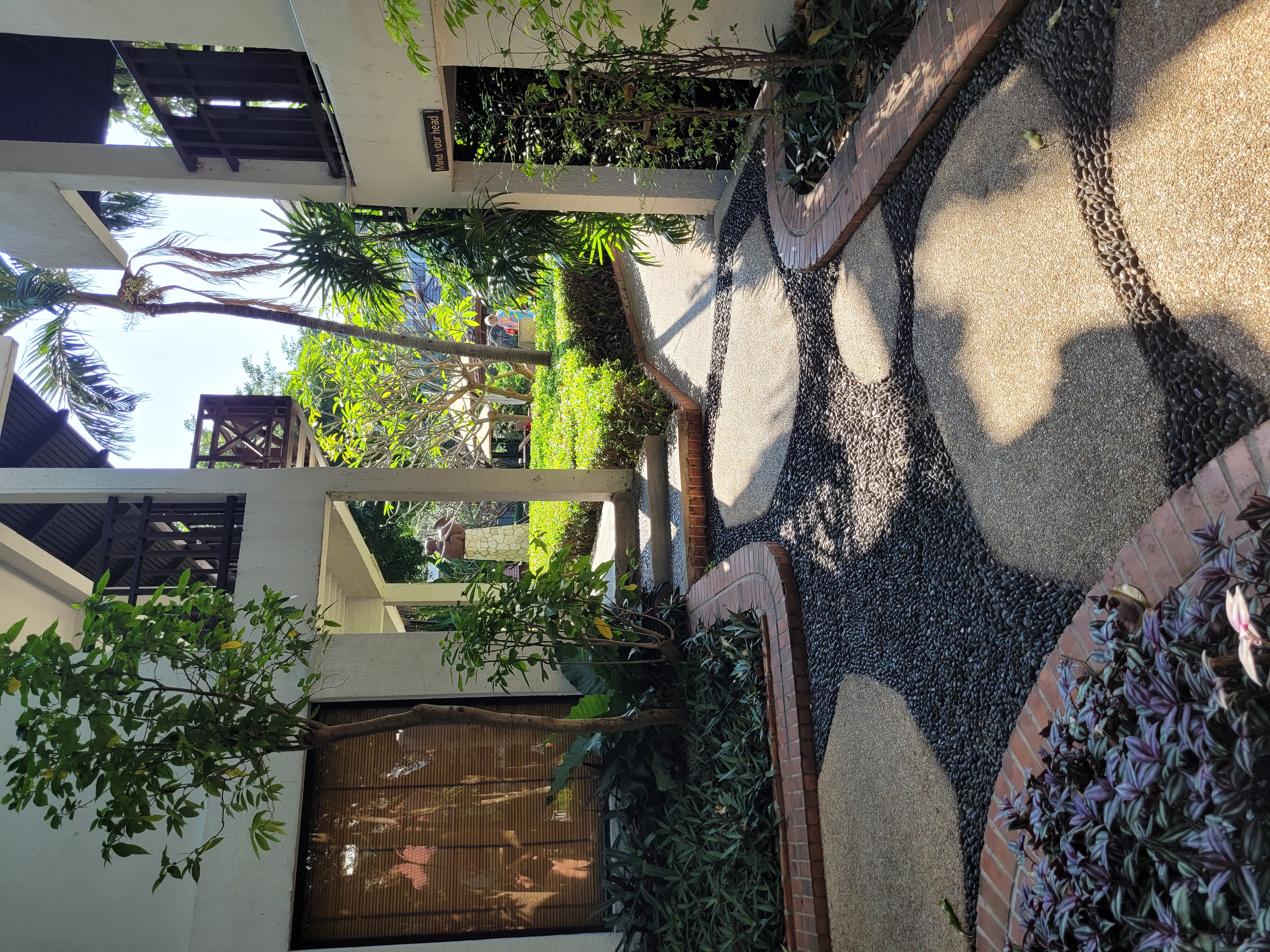 Фото Woodlands Hotel & Resort