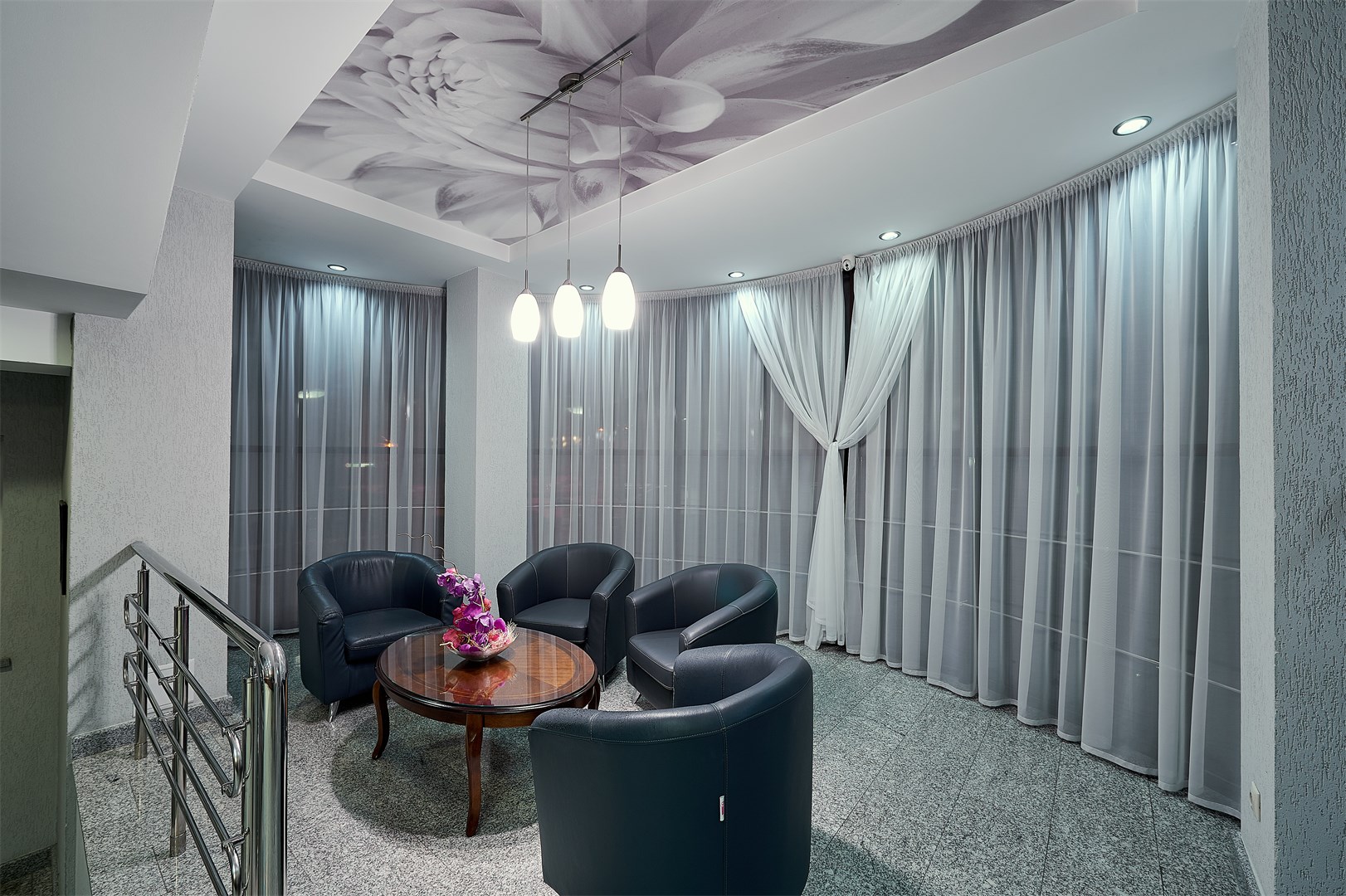 Фото Бизнес отель