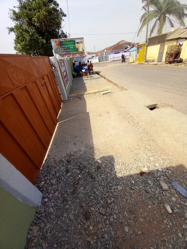 Protestant church Better Living Christian Cathedral, Accra, photo