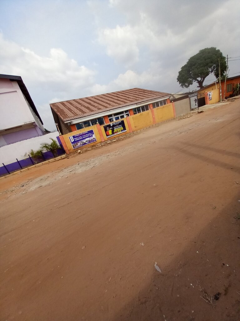 Religious organization Global Life Chapel, Accra, photo