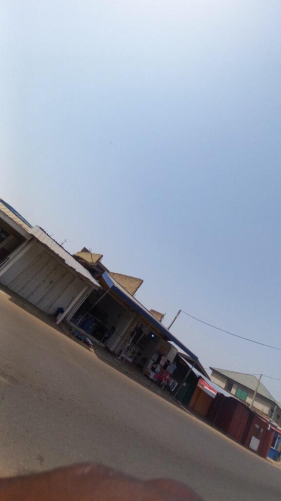 Food vending machine Nyame Na Aye, Accra, photo