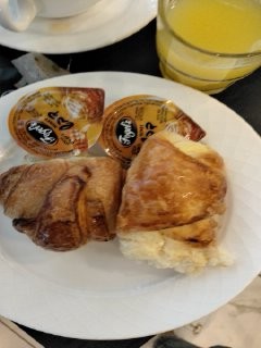 Фото Maxim Hotel