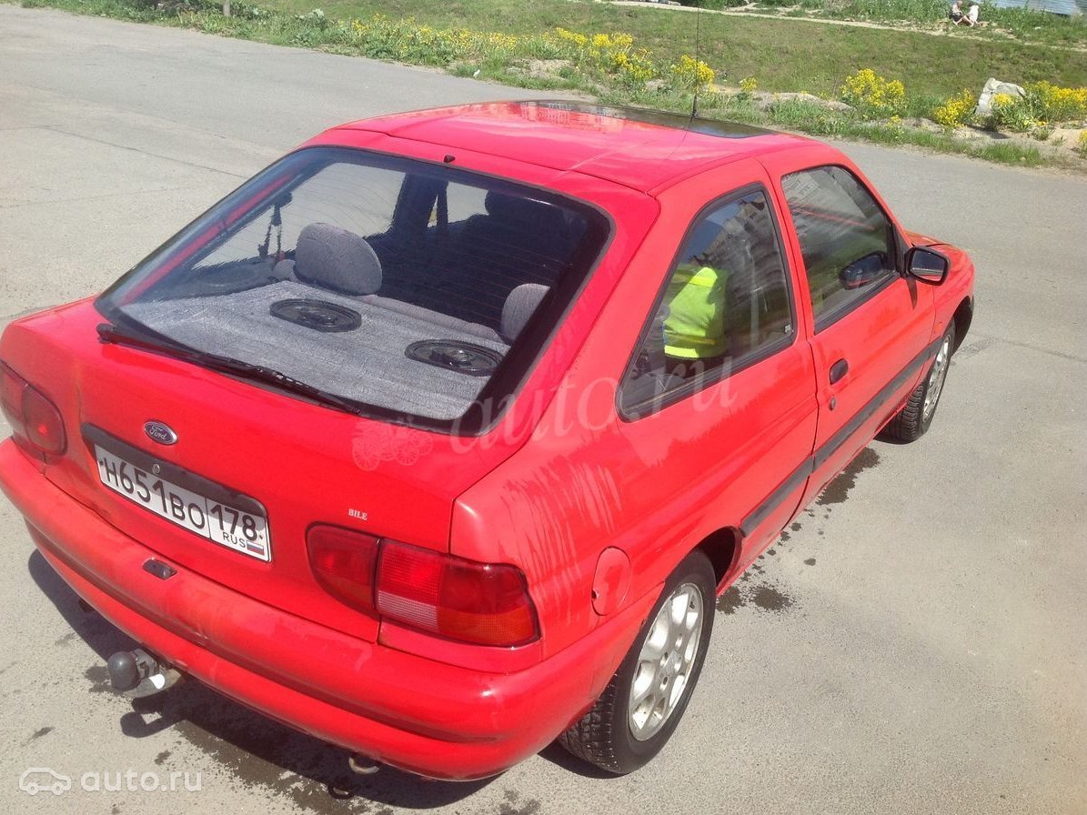 купить в питере форд эскорт бу