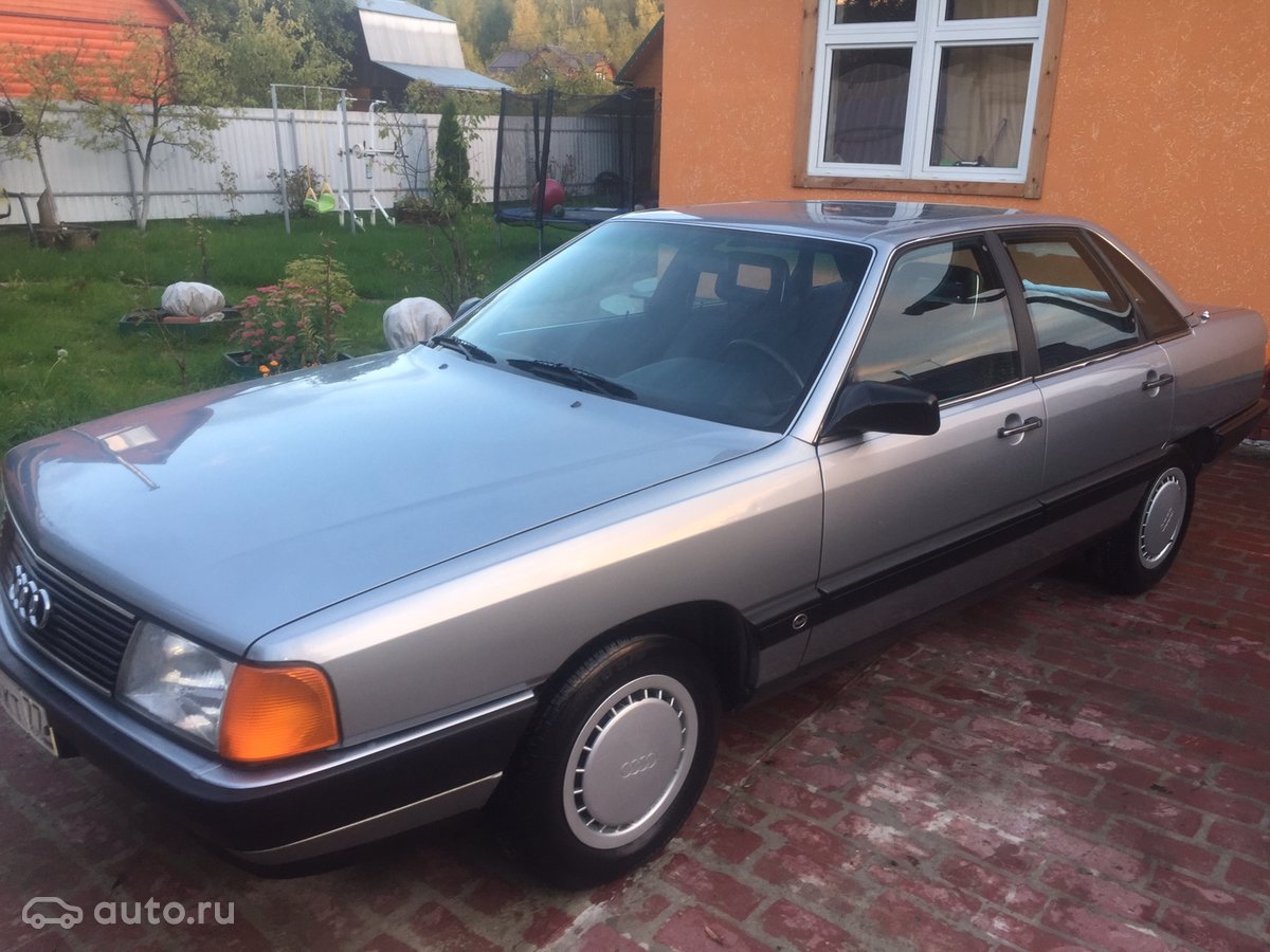 1986 Audi 100, III (C3), голубой, 380000 рублей