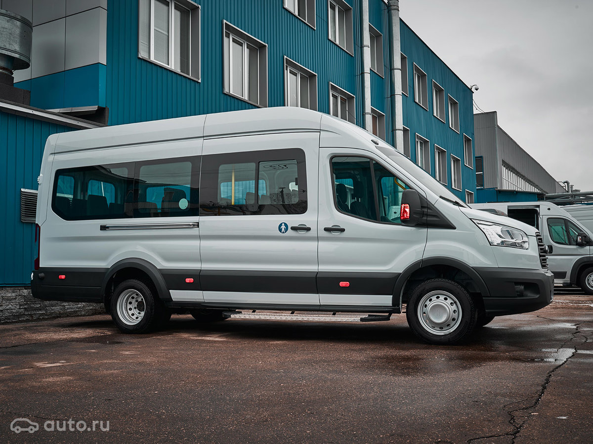 ford transit shuttle bus 19 3 svo