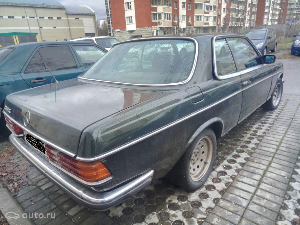 1979 Mercedes-Benz W123, зелёный, 370000 рублей - вид 1