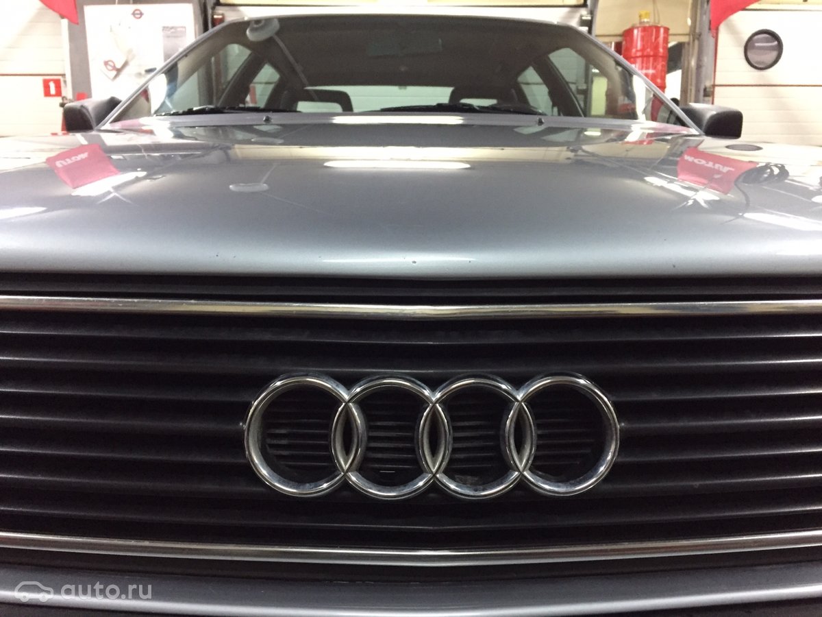 1986 Audi 100, III (C3), голубой, 380000 рублей - вид 16