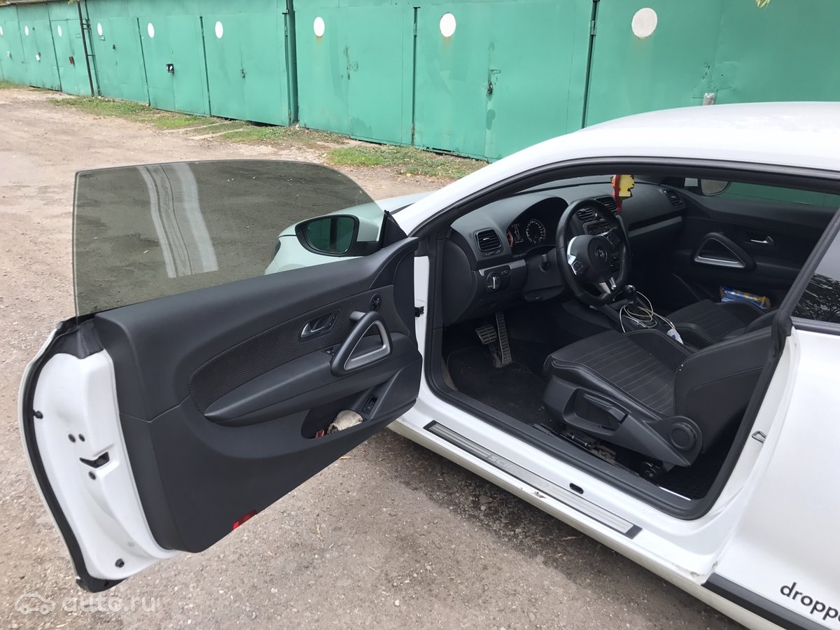 2010 Volkswagen Scirocco, III, белый, 700000 рублей - вид 6